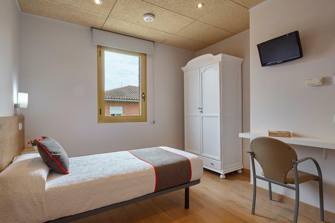 Hostal Nobadis Cervera  Dış mekan fotoğraf