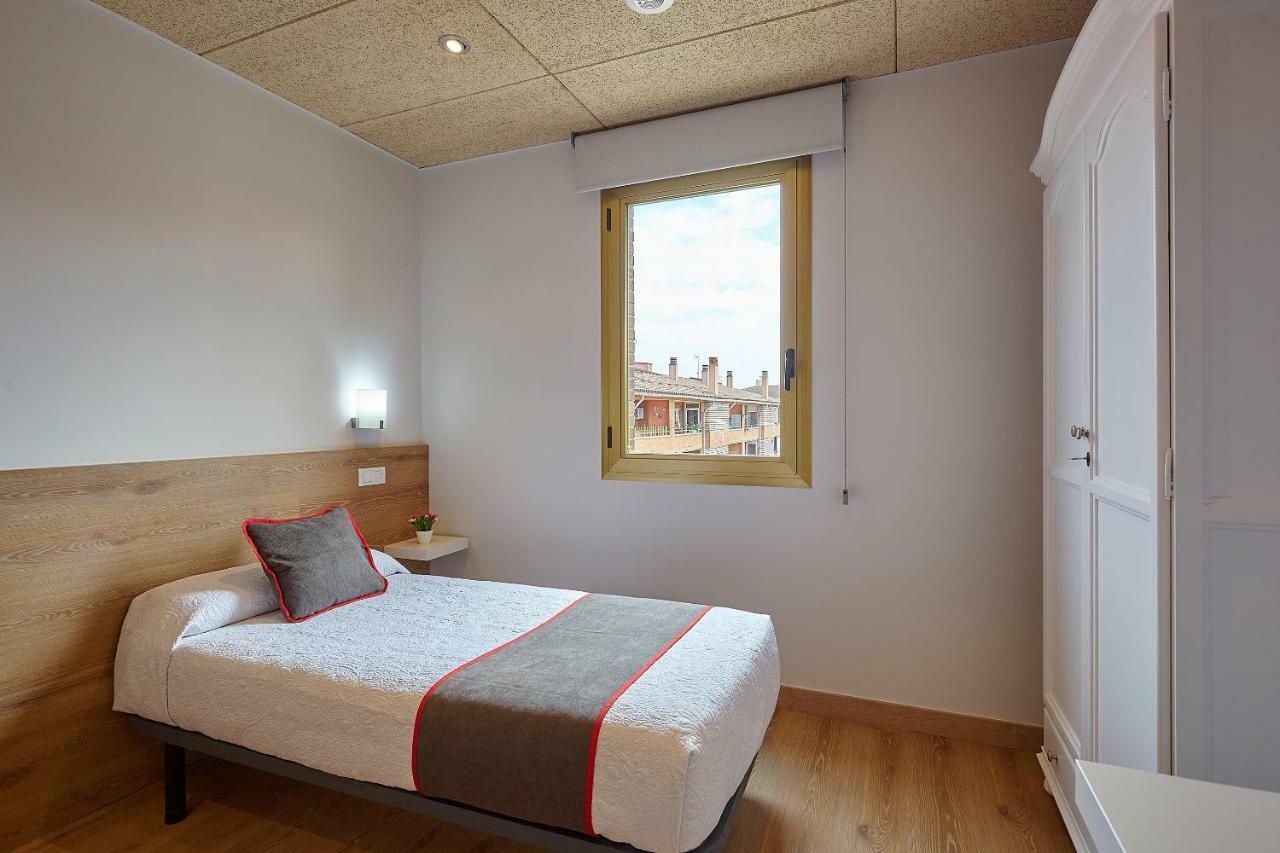 Hostal Nobadis Cervera  Dış mekan fotoğraf
